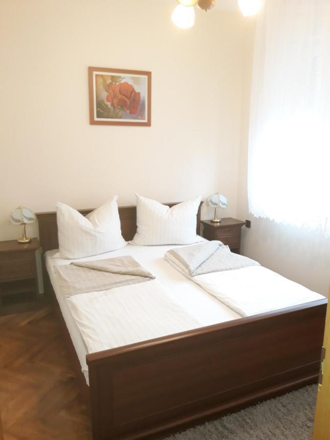 Lazar Apartmanok Hévíz Εξωτερικό φωτογραφία