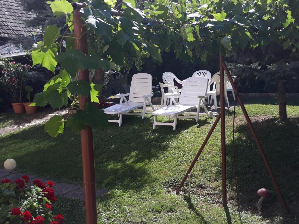 Lazar Apartmanok Hévíz Εξωτερικό φωτογραφία