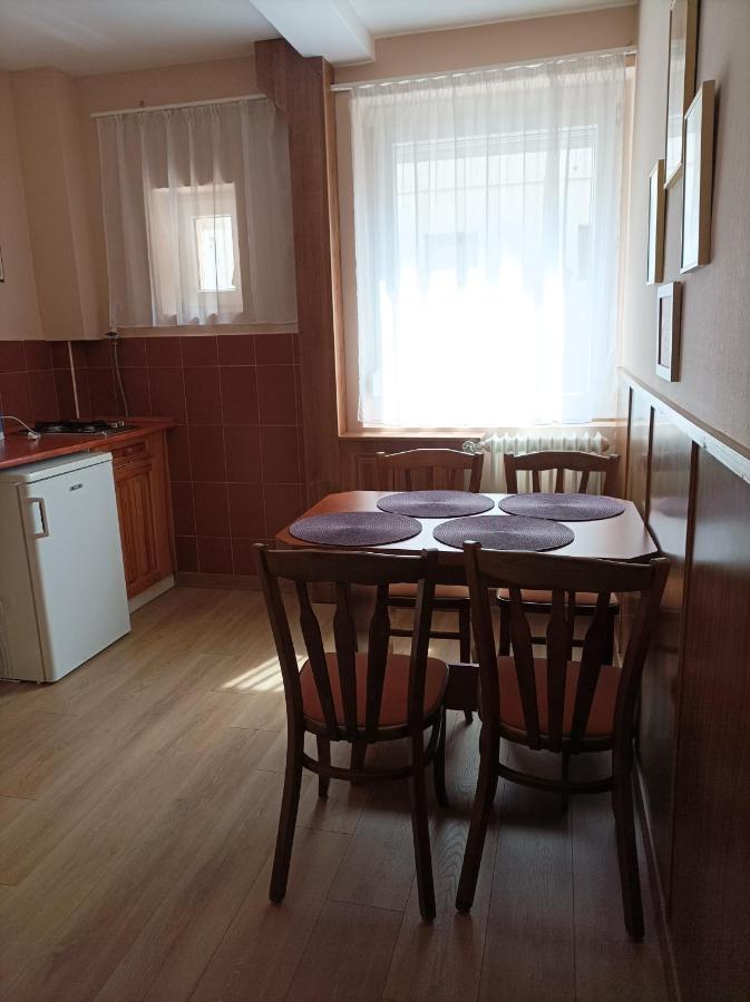 Lazar Apartmanok Hévíz Εξωτερικό φωτογραφία