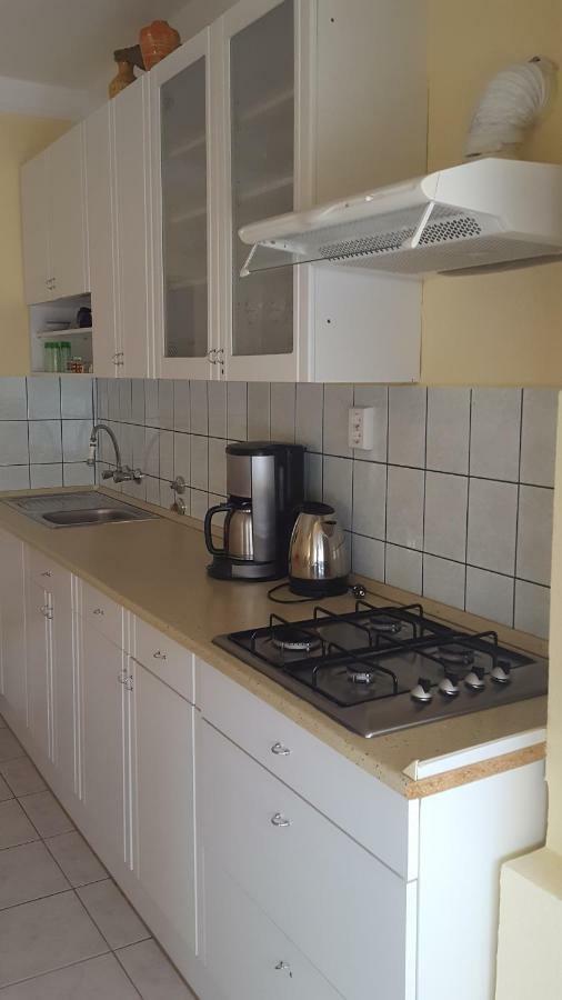 Lazar Apartmanok Hévíz Εξωτερικό φωτογραφία