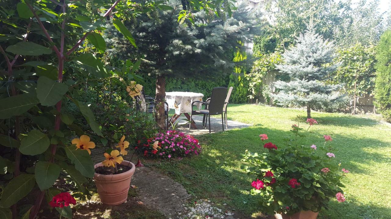 Lazar Apartmanok Hévíz Εξωτερικό φωτογραφία